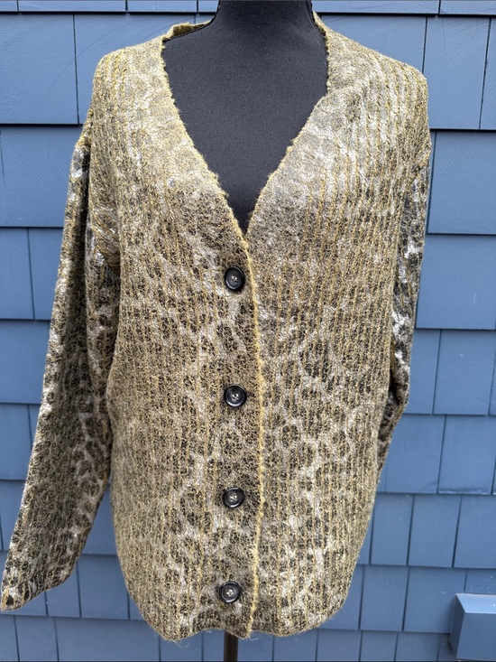 Zara Sweaters - Zara Metallic Gold Leopard-Print Button Front Cardigan Medium green